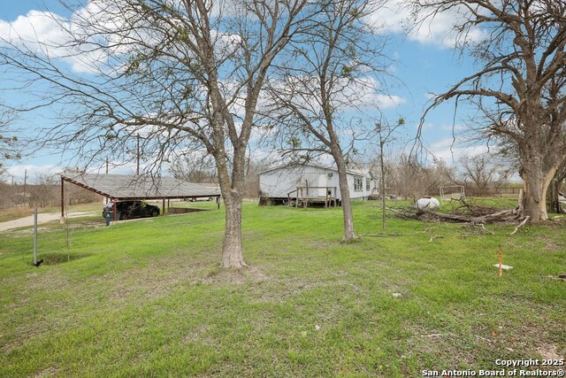 Listing photo id 2 for 10701 Fm 1625