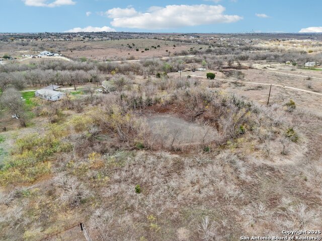 Listing photo id 38 for 10701 Fm 1625