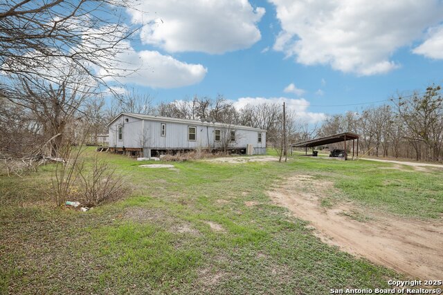 Listing photo id 5 for 10701 Fm 1625