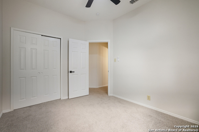 Image 13 of 22 For 5886 Spring Sq