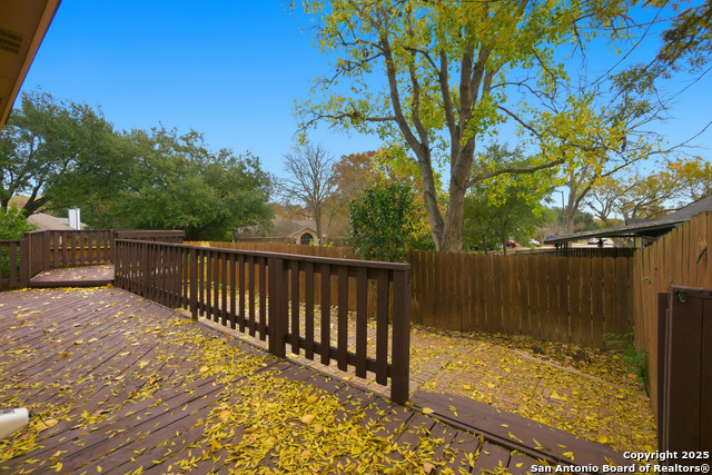 Image 20 of 22 For 5886 Spring Sq