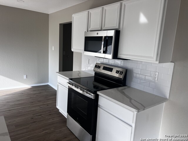 Image 5 of 17 For 735 Inks Farm