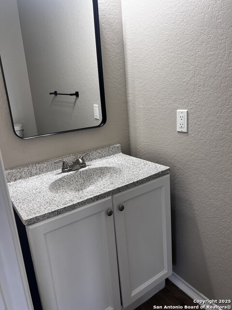 Image 9 of 17 For 735 Inks Farm