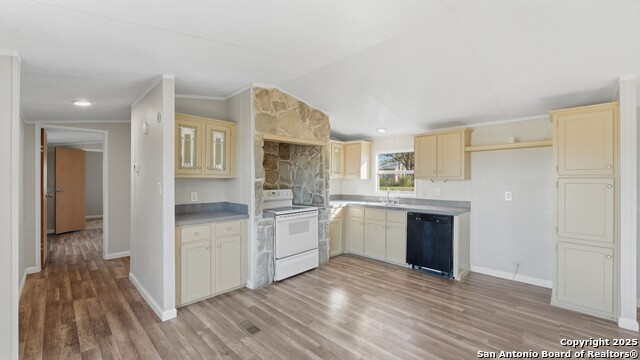 Image 23 of 48 For 13895 Wisdom