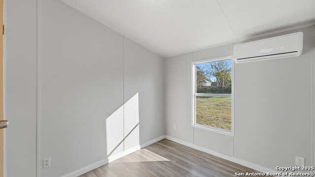 Image 33 of 48 For 13895 Wisdom