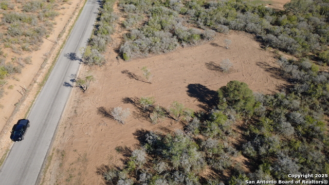 Details for 00 Cr 327 Cr 327, Jourdanton, TX 78026