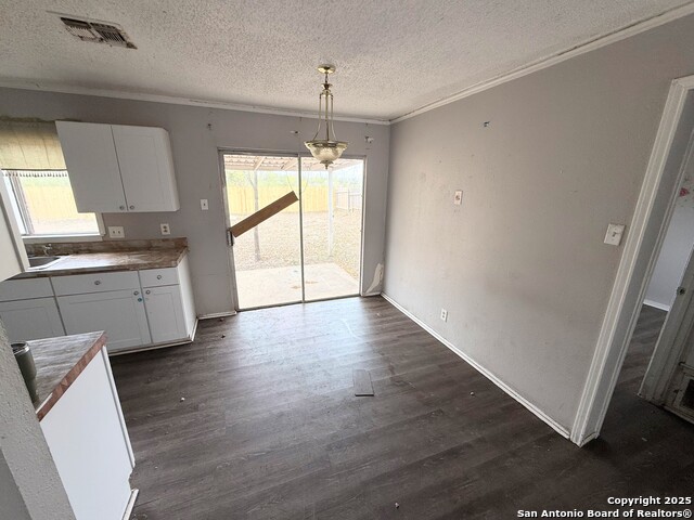 Image 4 of 5 For 5606 Ocean Side