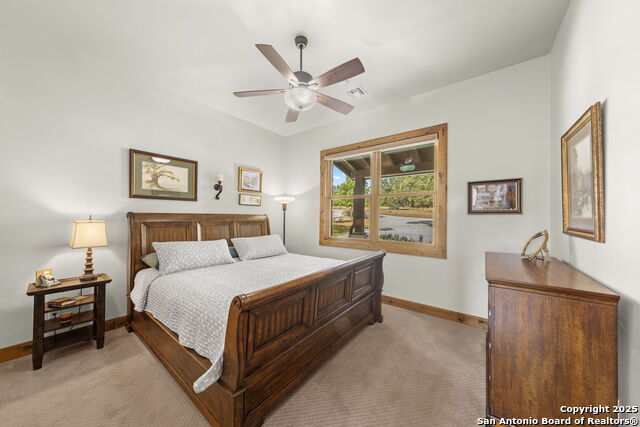 Listing photo id 26 for 131 Bootlegger Ln N