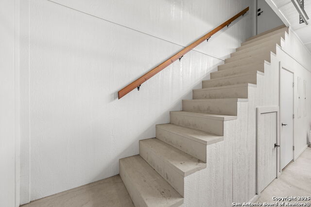 Listing photo id 28 for 131 Bootlegger Ln N