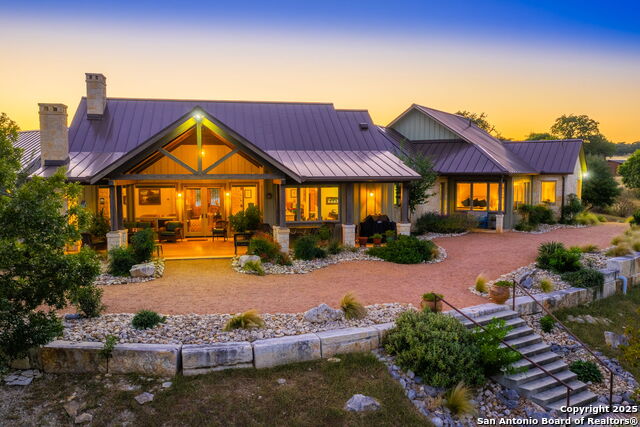 Listing photo id 30 for 131 Bootlegger Ln N