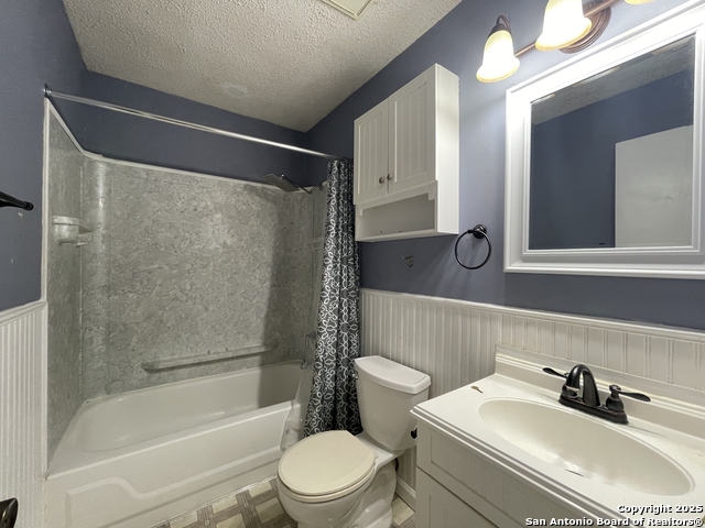 Image 15 of 19 For 2238 Deer Run Pass