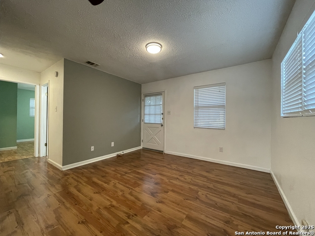 Image 7 of 19 For 2238 Deer Run Pass