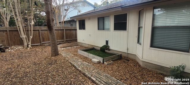 Image 23 of 28 For 14135 Woodstream