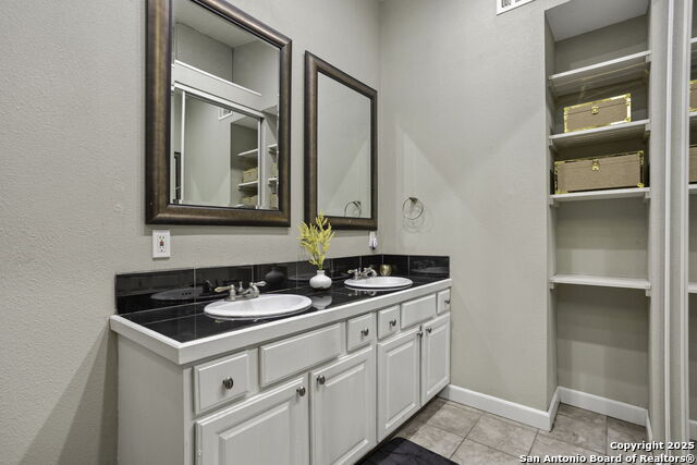 Image 11 of 19 For 18218 Scenic Loop