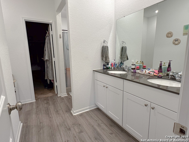 Image 8 of 14 For 6217 Grange Valley