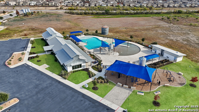 Image 34 of 41 For 6226 Fallow