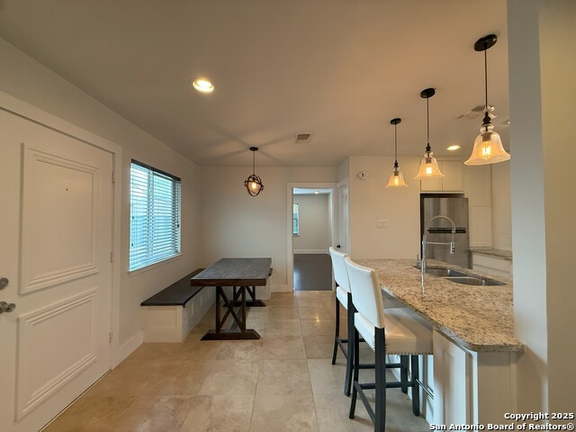 Image 7 of 25 For 2811 Woodbury 301