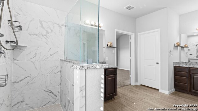 Image 15 of 27 For 3210 Roan St