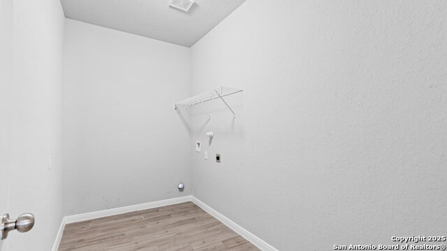 Image 22 of 27 For 3210 Roan St