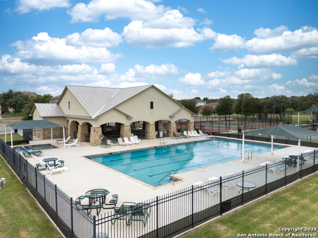 Image 34 of 43 For 5911 Cecilyann