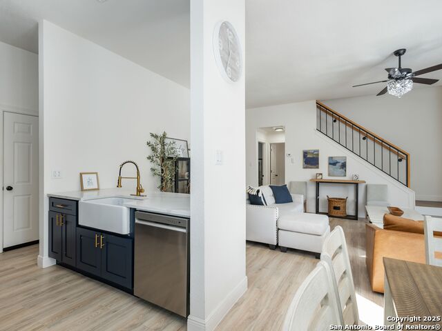 Image 10 of 18 For 8403 Maple Ridge