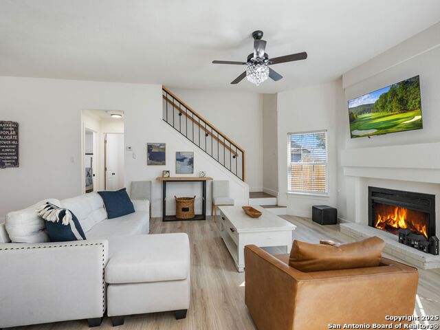 Image 5 of 18 For 8403 Maple Ridge