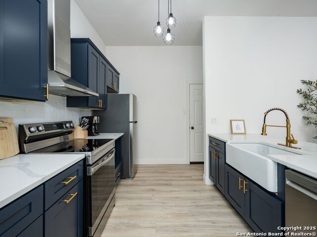 Image 8 of 18 For 8403 Maple Ridge