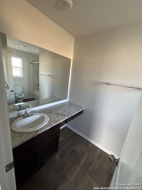 Image 17 of 21 For 6506 Baroque Ter