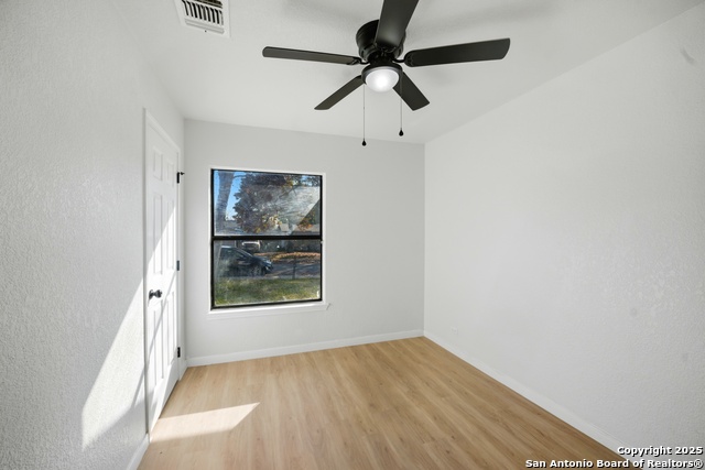 Image 10 of 26 For 1031 Thorain