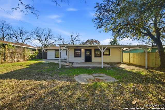 Image 15 of 26 For 1031 Thorain