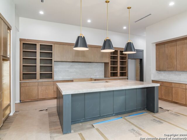 Listing photo id 11 for 71 Via Aragon