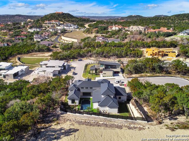 Listing photo id 45 for 71 Via Aragon