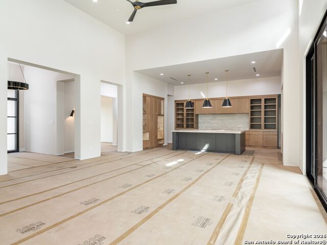 Listing photo id 6 for 71 Via Aragon