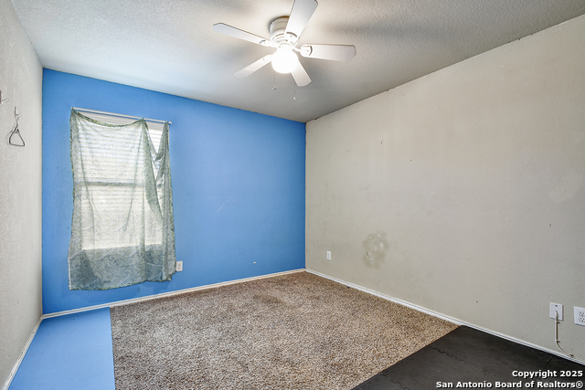 Image 19 of 23 For 12207 Hamlin