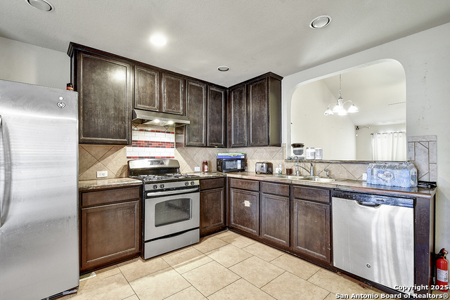 Image 8 of 23 For 12207 Hamlin