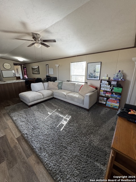 Image 19 of 59 For 2605 County Road 101