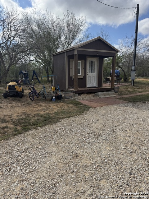 Image 3 of 59 For 2605 County Road 101