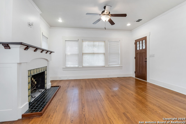 Image 12 of 45 For 211 Lindell  