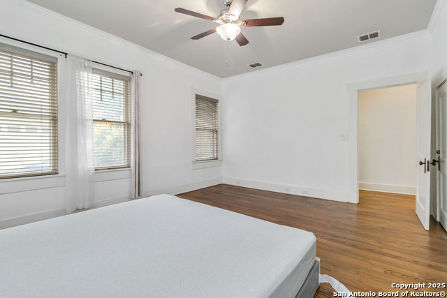 Image 35 of 45 For 211 Lindell  