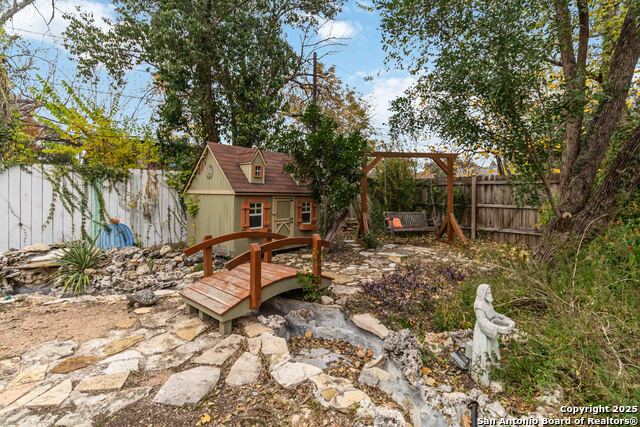 Image 43 of 45 For 211 Lindell  