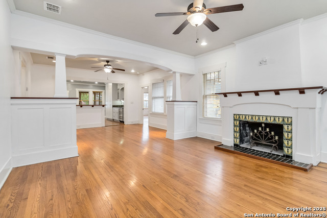 Image 9 of 45 For 211 Lindell  