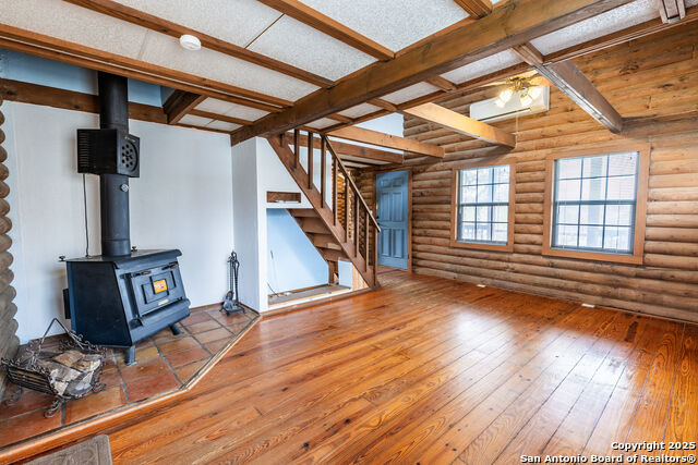 Image 14 of 28 For 133 Country Oak Dr