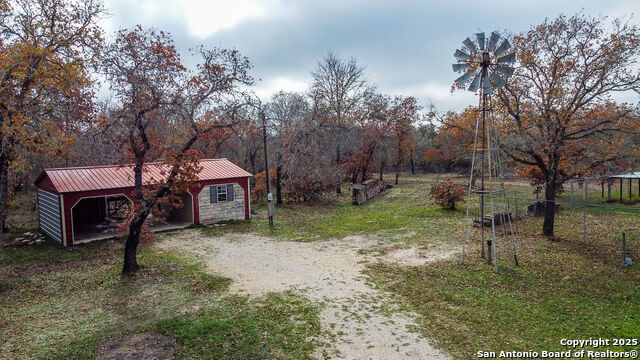 Image 4 of 28 For 133 Country Oak Dr