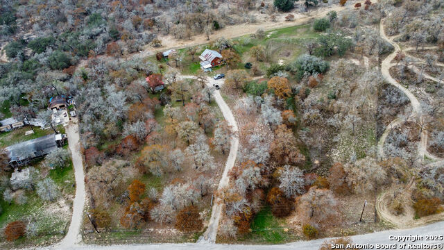 Image 6 of 28 For 133 Country Oak Dr