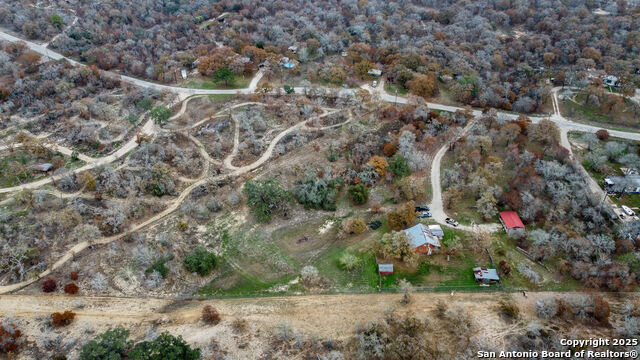 Image 7 of 28 For 133 Country Oak Dr