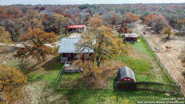 Image 9 of 28 For 133 Country Oak Dr