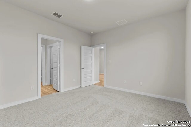 Listing photo id 8 for 5635 Franklin Hills