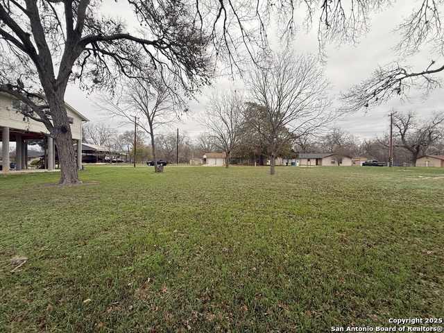 Image 4 of 4 For 110 Lake Forrest Dr.