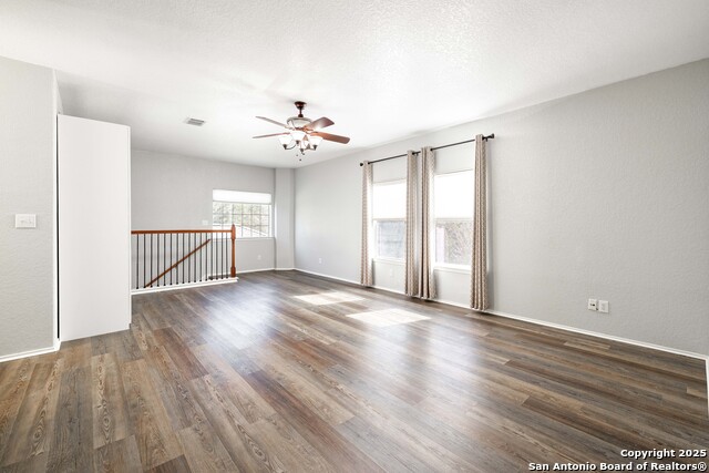 Image 19 of 30 For 1158 Kite Corner