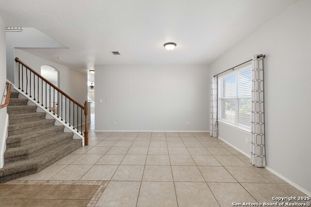 Image 4 of 30 For 1158 Kite Corner